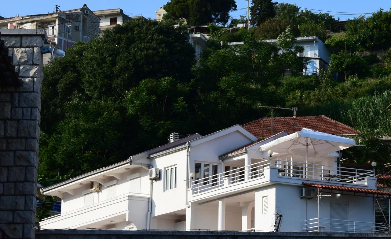 Villa Guci Ulcinj Bagian luar foto